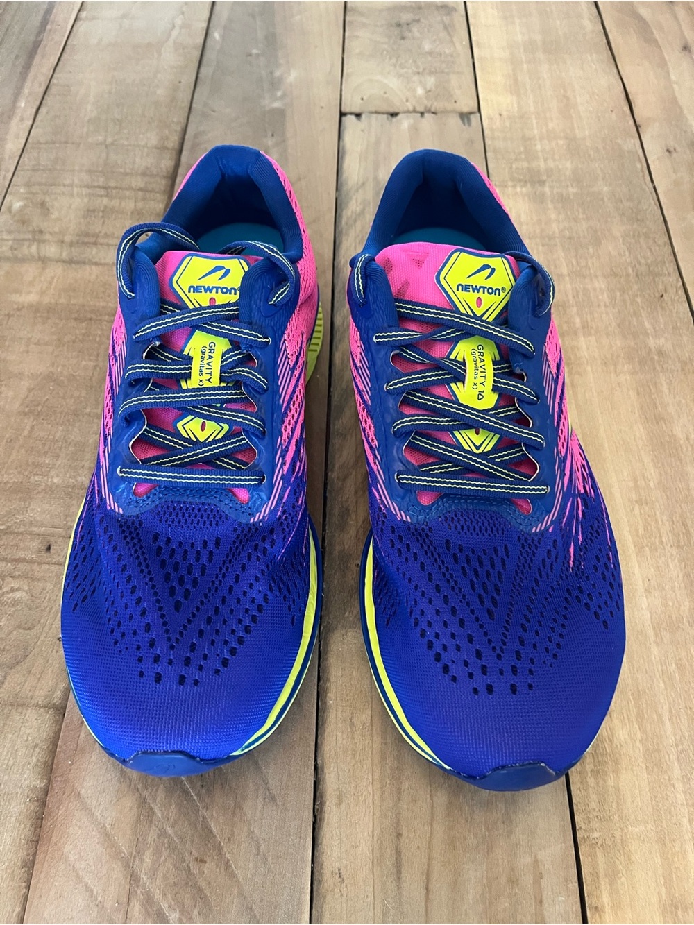 Newton Gravity 10 Running Shoes Pink Indigo Women’s Size 8.5 (W000221)